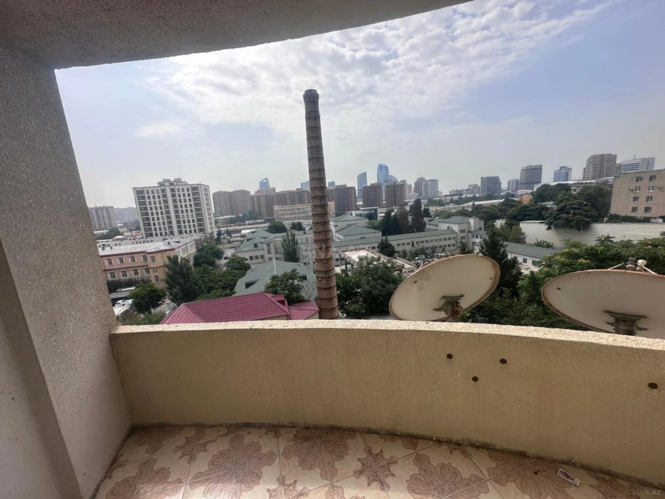 Kirayə verilir 3 otaqlı mənzil 115 m²