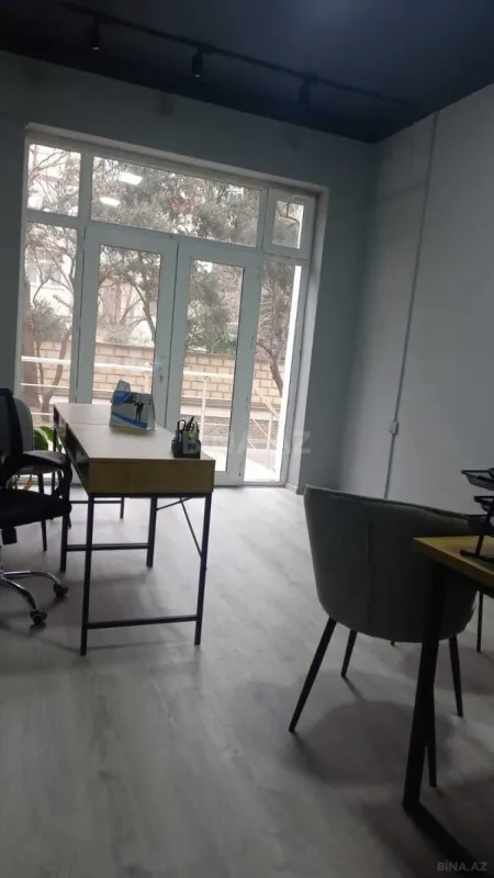 Kirayə verilir 3 otaqlı ofis 75 m²