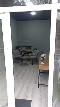 Kirayə verilir 3 otaqlı ofis 75 m²