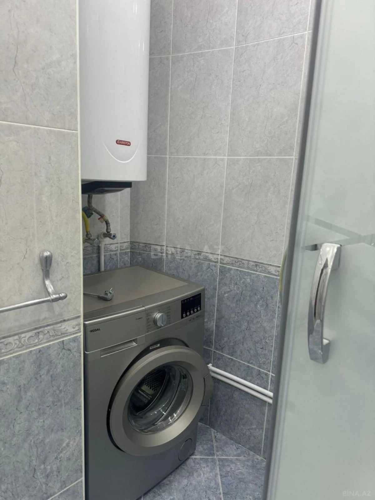 Kirayə verilir 2 otaqlı mənzil 65 m²