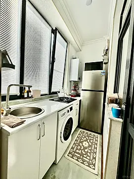 Satılır 2 otaqlı mənzil 58 m²