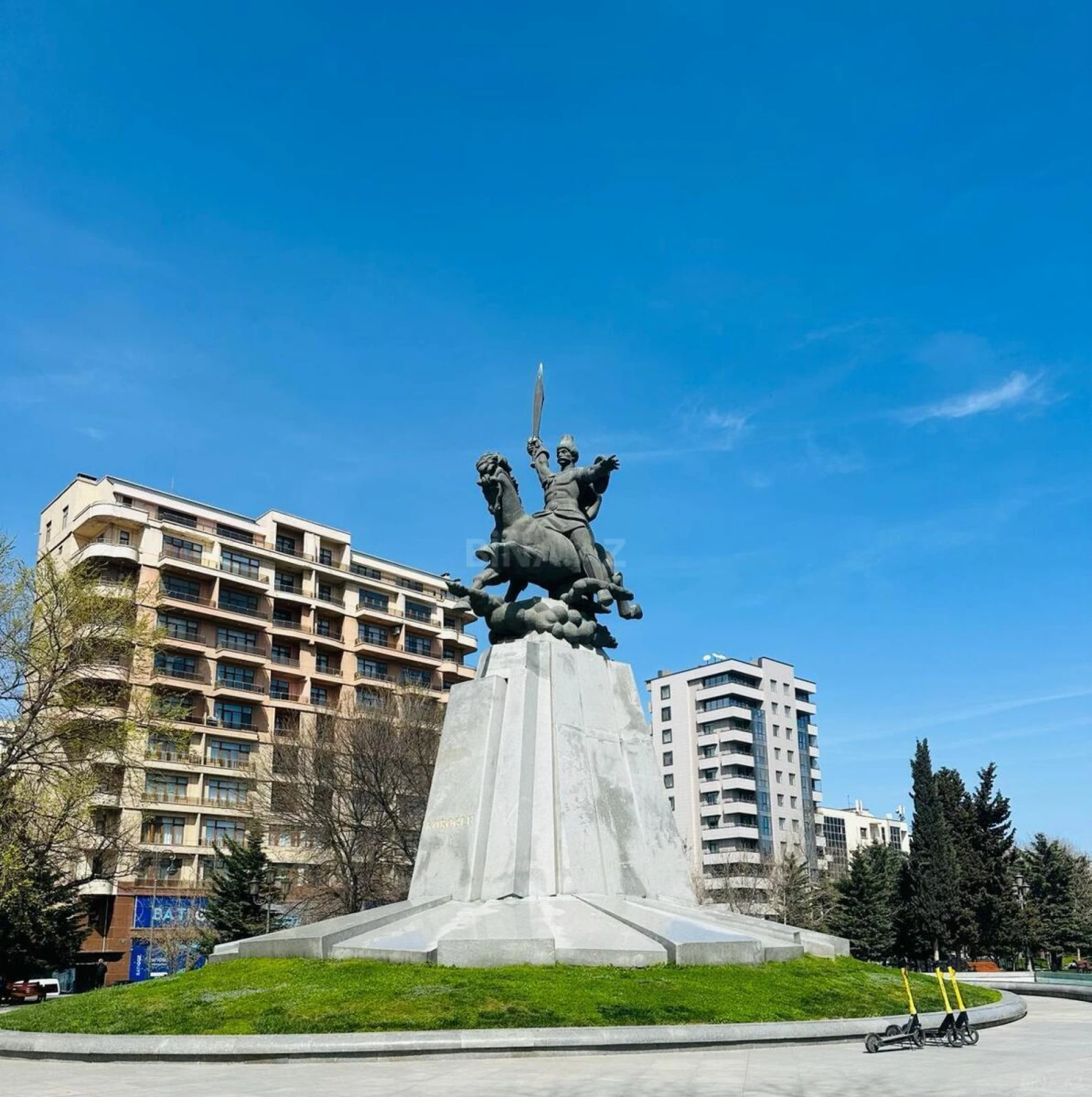 Satılır 3 otaqlı mənzil 80 m²