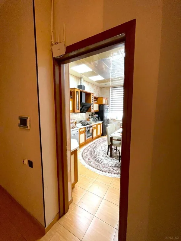 Satılır 3 otaqlı mənzil 150 m²