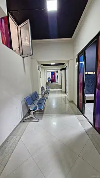 Satılır obyekt 180 m²