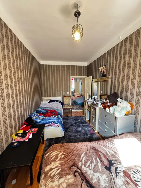 Satılır 2 otaqlı mənzil 55 m²