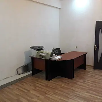 Kirayə verilir 3 otaqlı ofis 100 m²