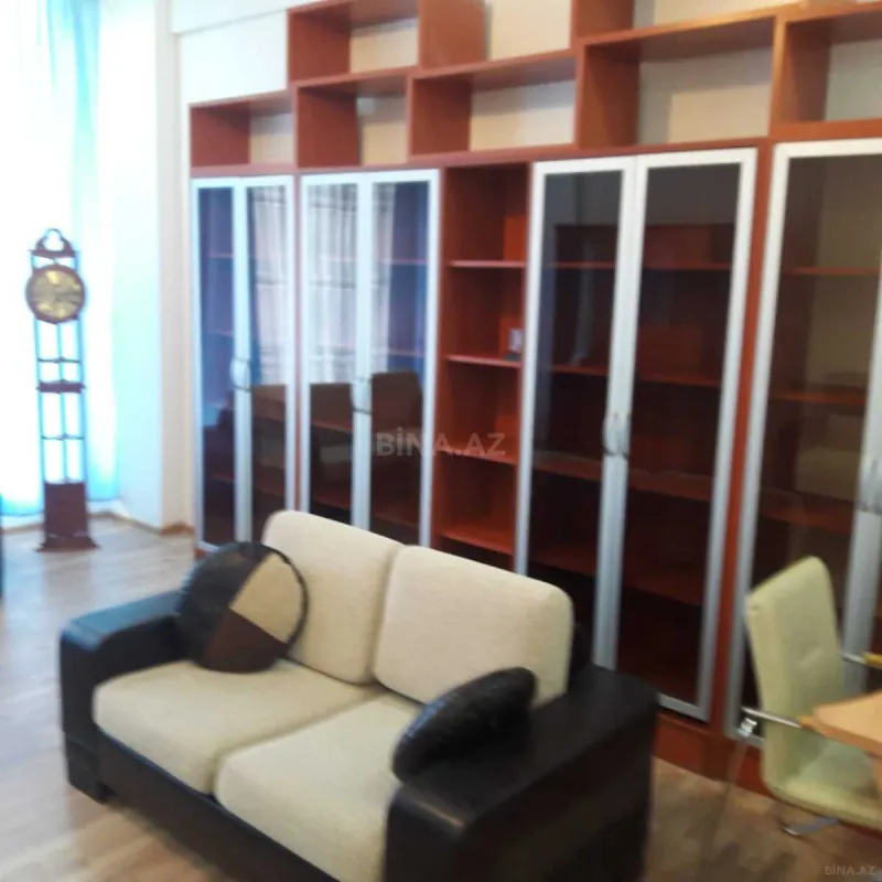 Kirayə verilir 3 otaqlı ofis 100 m²