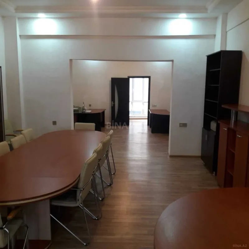 Kirayə verilir 3 otaqlı ofis 100 m²