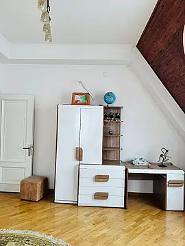 Kirayə verilir 8 otaqlı həyət evi 500 m²