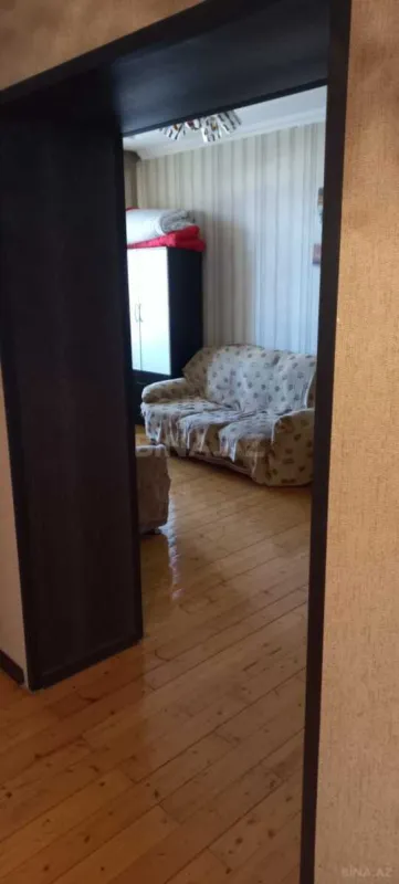 Kirayə verilir 2 otaqlı mənzil 86 m²