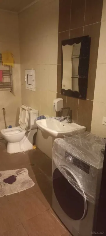 Kirayə verilir 2 otaqlı mənzil 86 m²