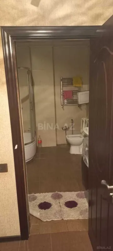 Kirayə verilir 2 otaqlı mənzil 86 m²