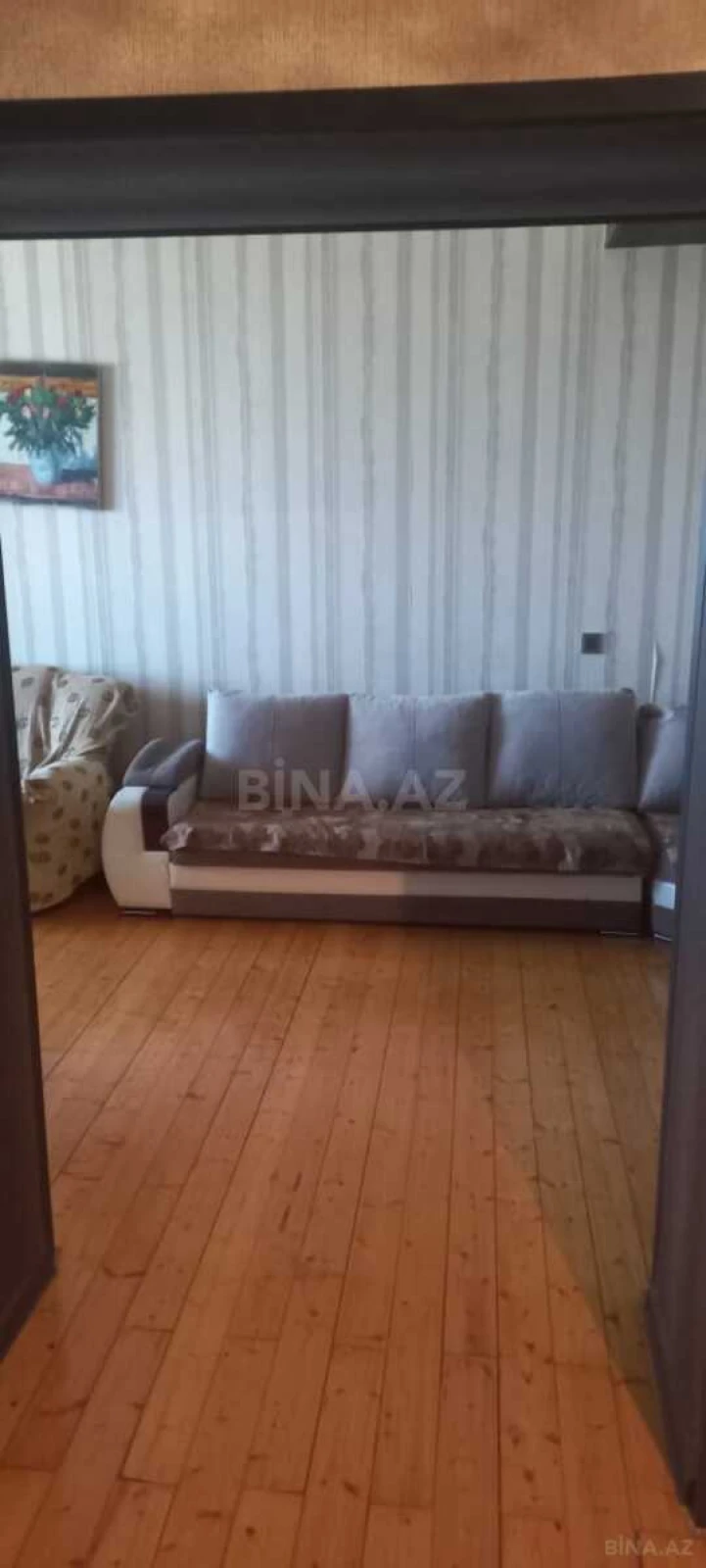Kirayə verilir 2 otaqlı mənzil 86 m²