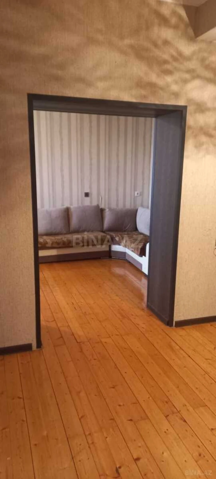 Kirayə verilir 2 otaqlı mənzil 86 m²
