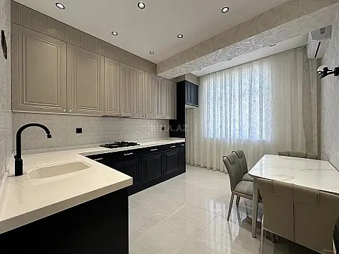 Satılır 2 otaqlı mənzil 81 m² — Bakı, Həzi Aslanov qəs. 2 otaq 81.00 m²