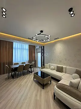 Satılır 2 otaqlı mənzil 81 m²