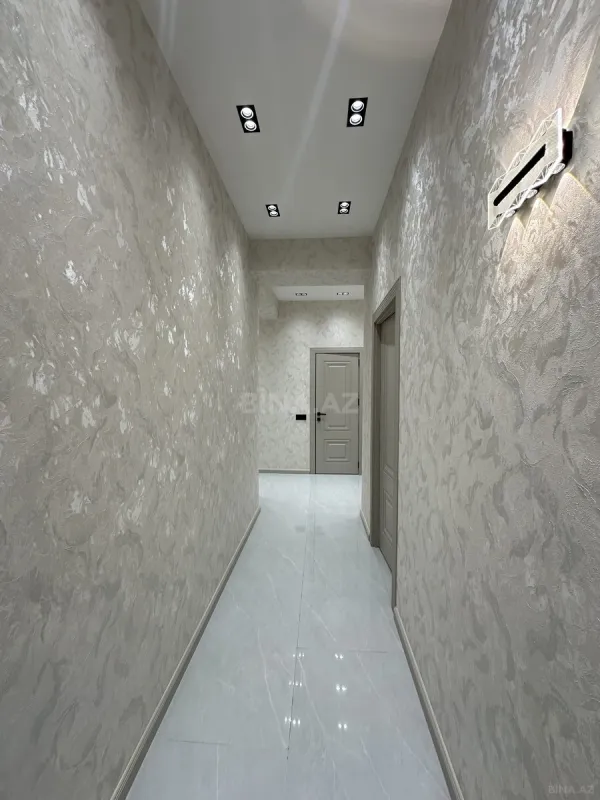 Satılır 2 otaqlı mənzil 81 m²