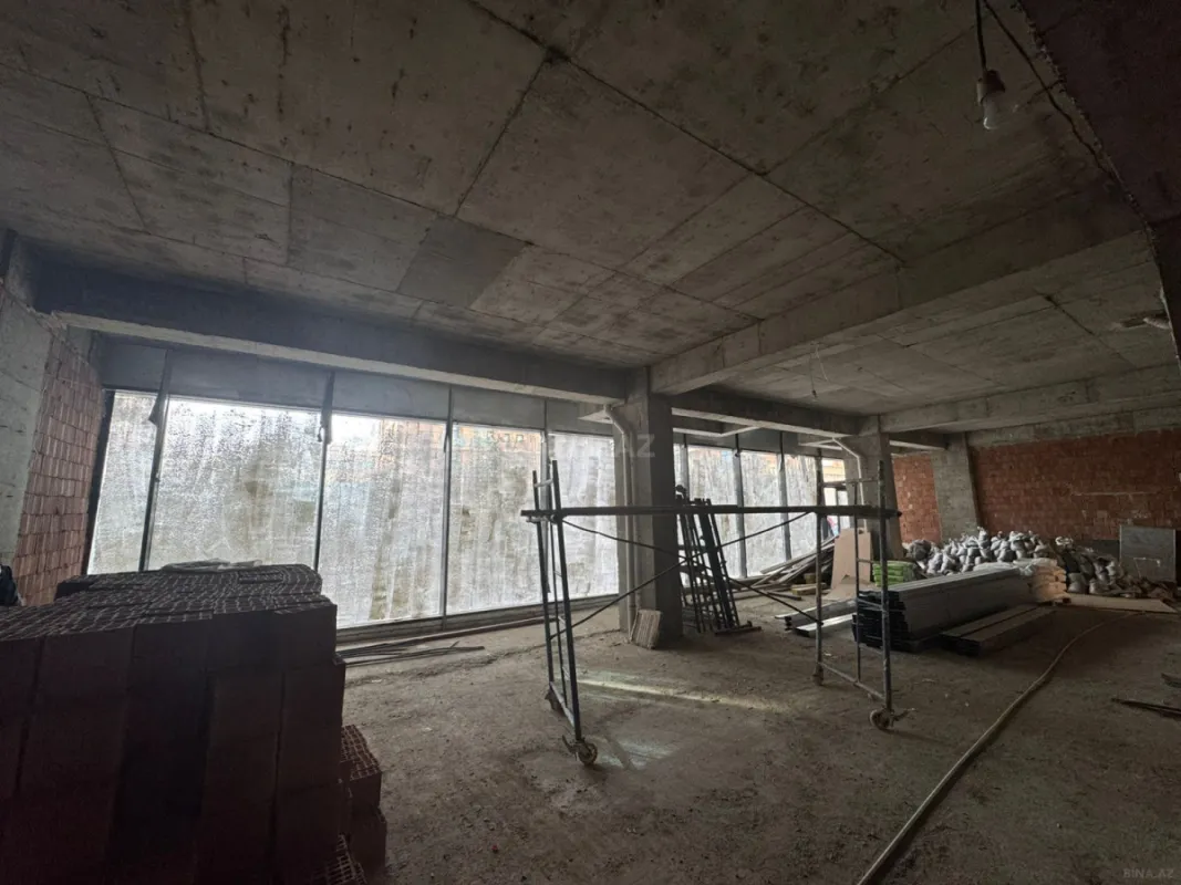 Satılır obyekt 97 m²