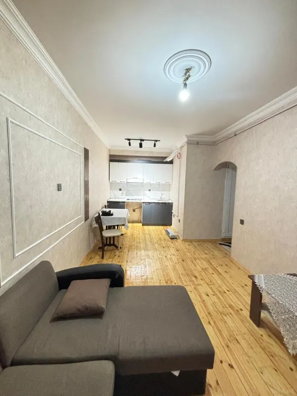 Satılır 2 otaqlı mənzil 47.5 m²