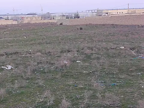 Satılır torpaq sahəsi 12 m²