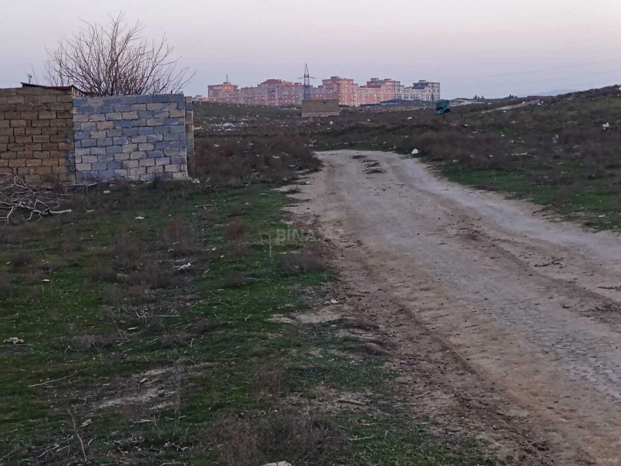 Satılır torpaq sahəsi 12 m²