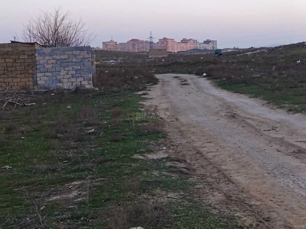 Satılır torpaq sahəsi 12 m²