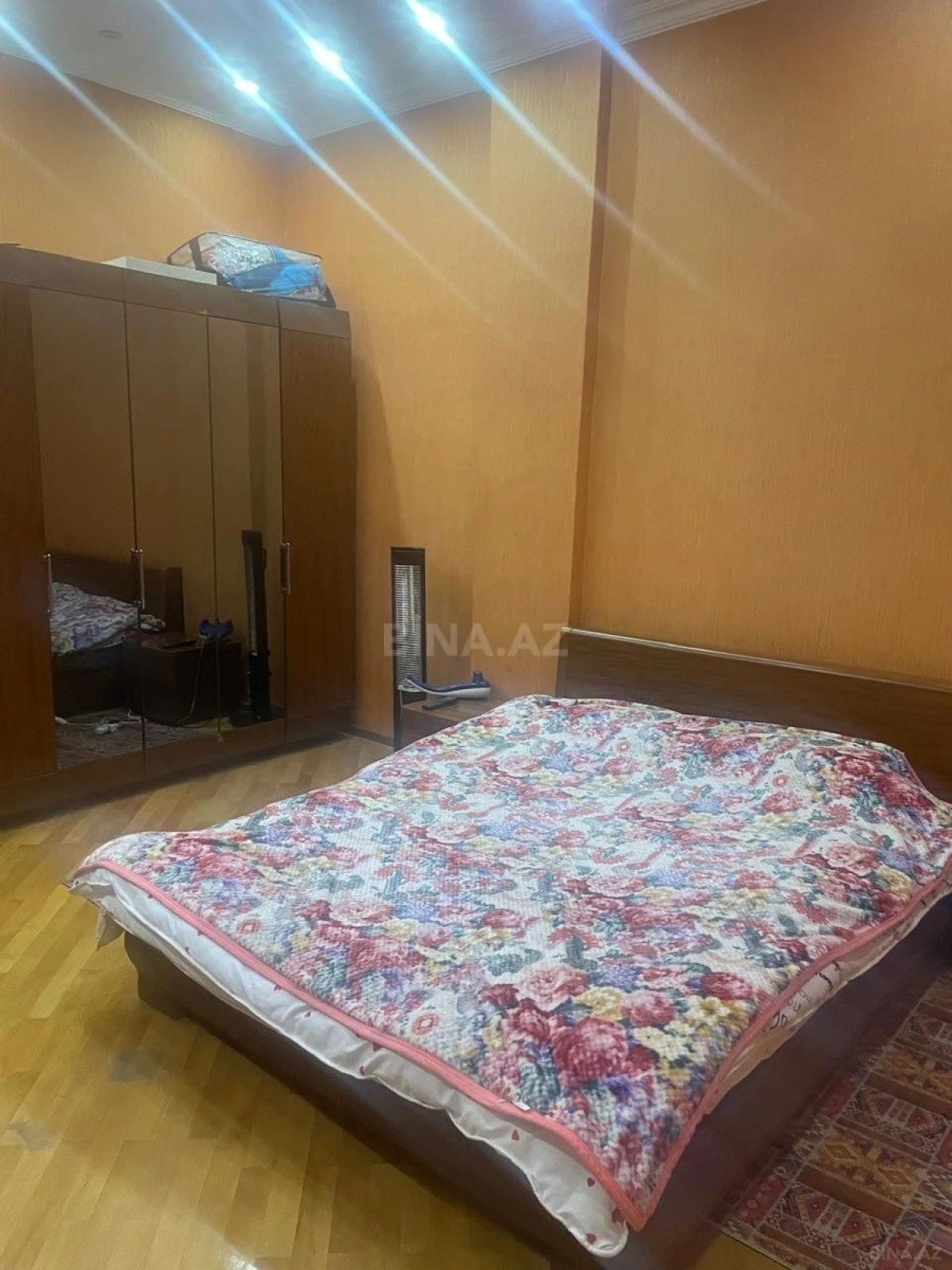 Satılır 3 otaqlı mənzil 90 m²