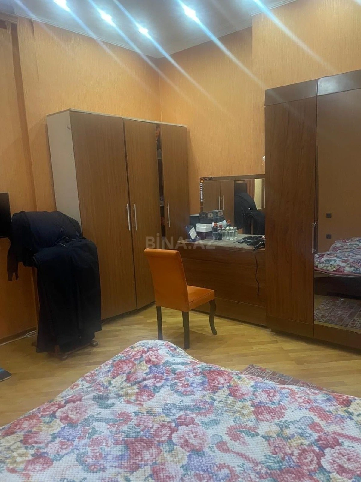 Satılır 3 otaqlı mənzil 90 m²