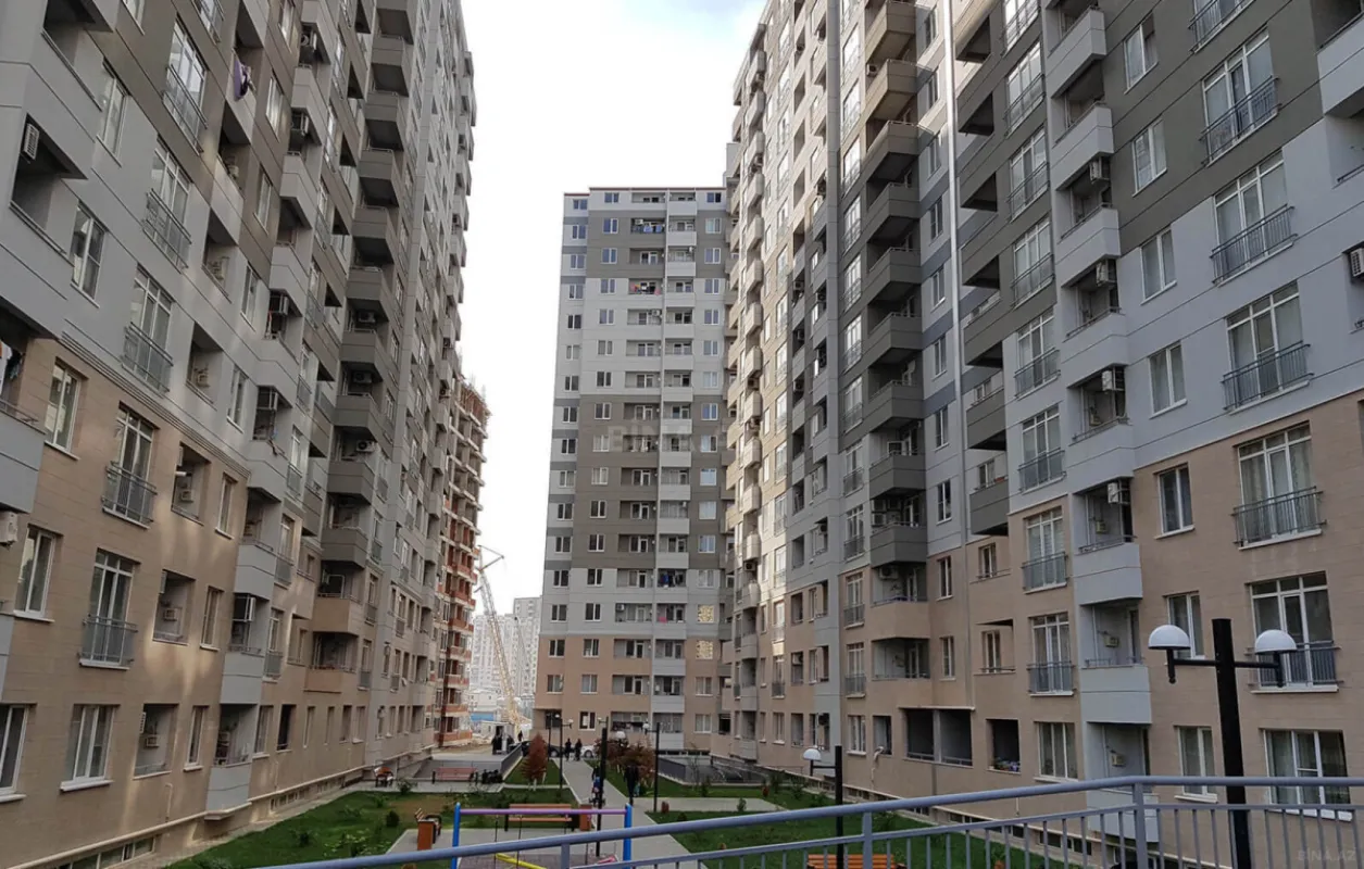 Kirayə verilir 2 otaqlı mənzil 50 m²