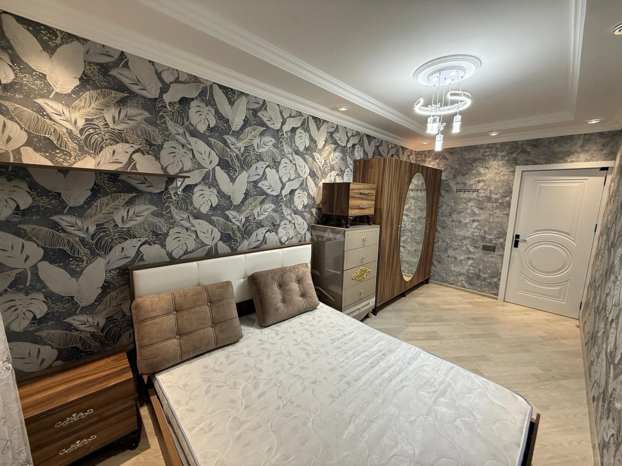 Satılır 3 otaqlı mənzil 55 m²
