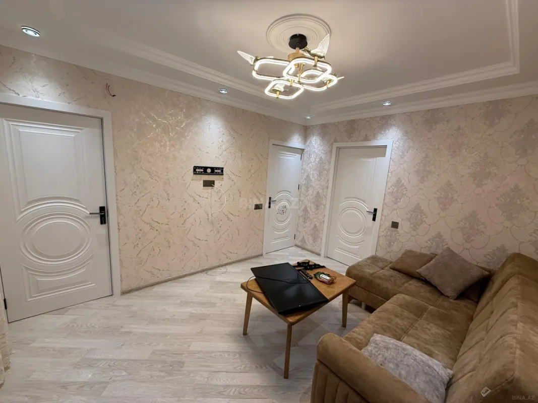 Satılır 3 otaqlı mənzil 55 m²