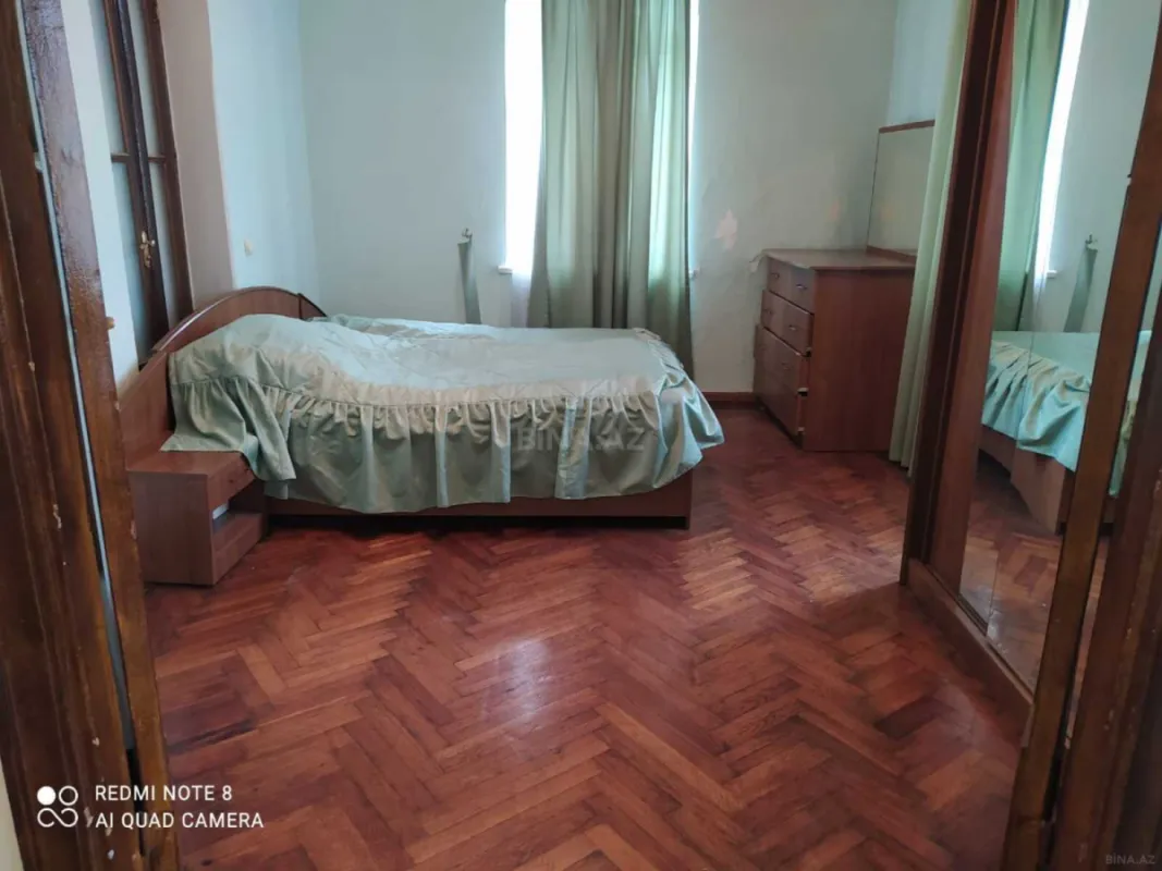 Satılır 3 otaqlı mənzil 95 m²