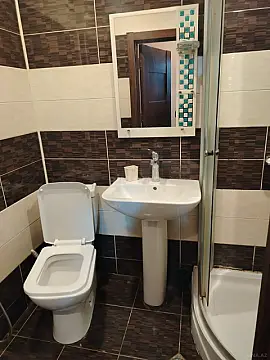 Kirayə verilir 2 otaqlı mənzil 45 m²