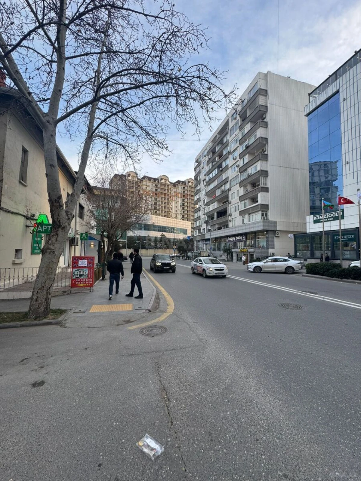 Kirayə verilir 3 otaqlı mənzil 102 m²