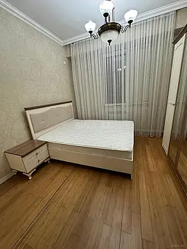 Kirayə verilir 2 otaqlı mənzil 70 m²
