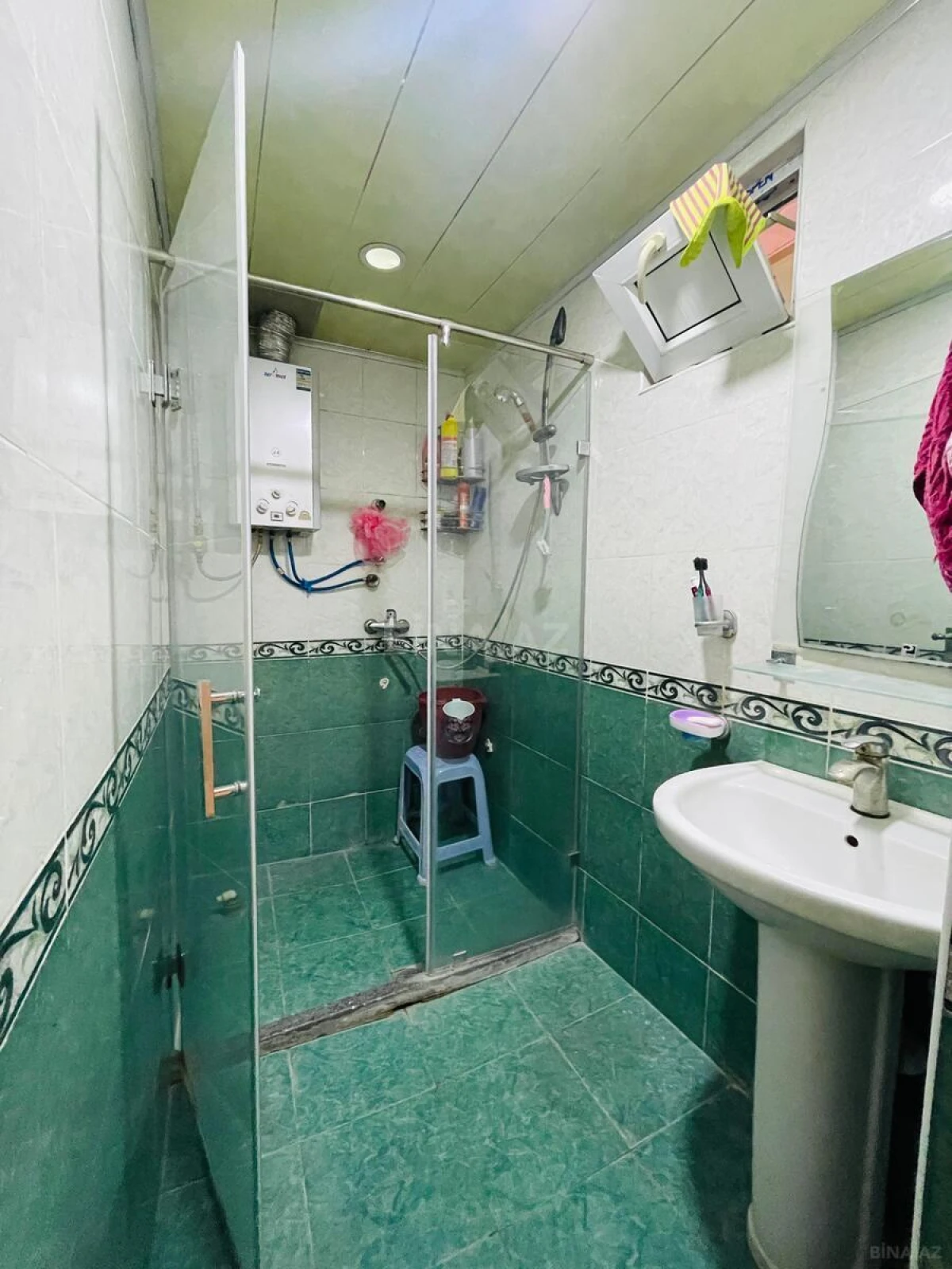 Satılır 5 otaqlı mənzil 120 m²