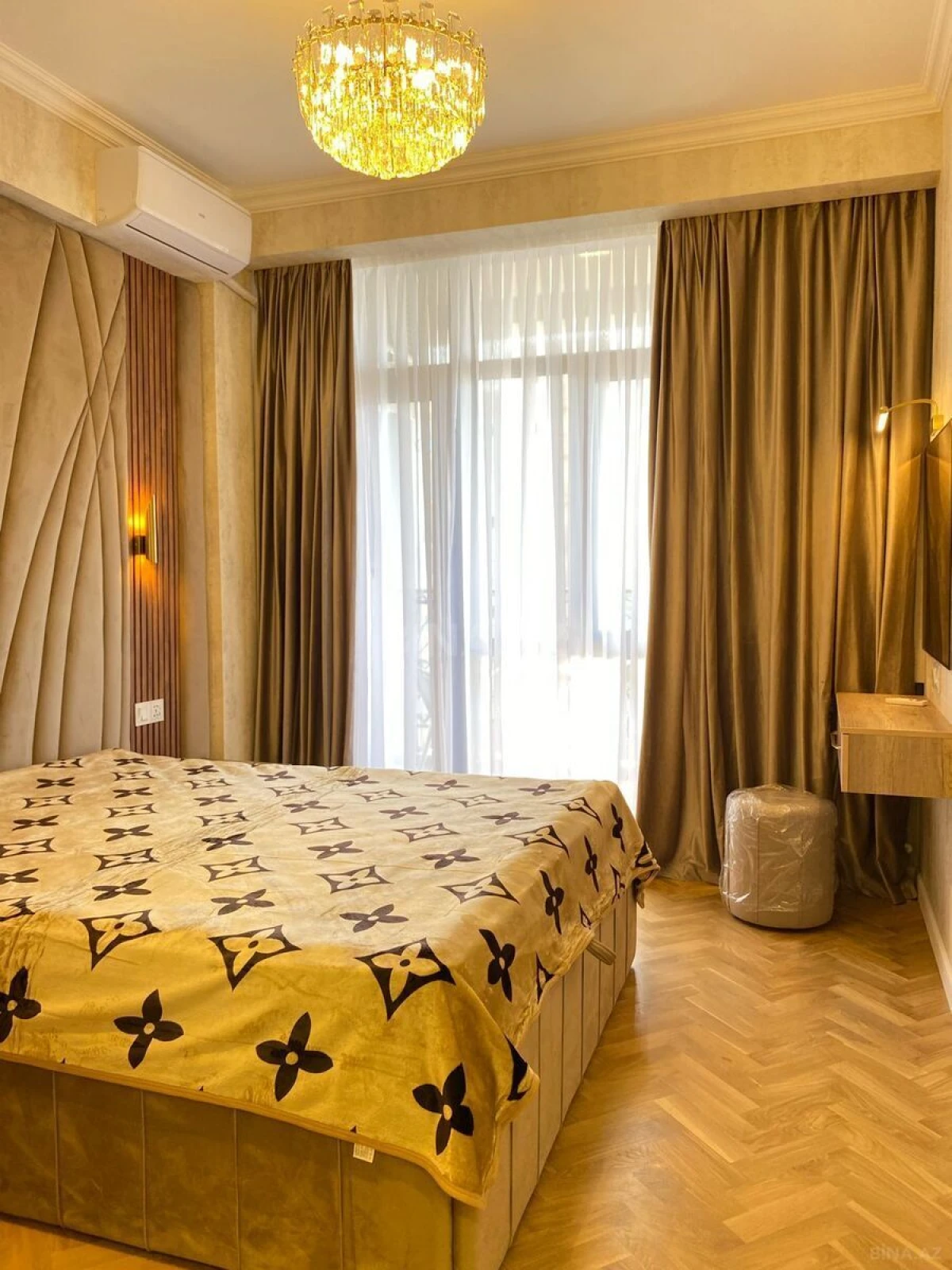 Kirayə verilir 2 otaqlı mənzil 60 m²