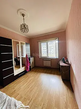 Satılır 5 otaqlı mənzil 120 m²