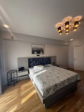 Satılır 3 otaqlı mənzil 150 m²