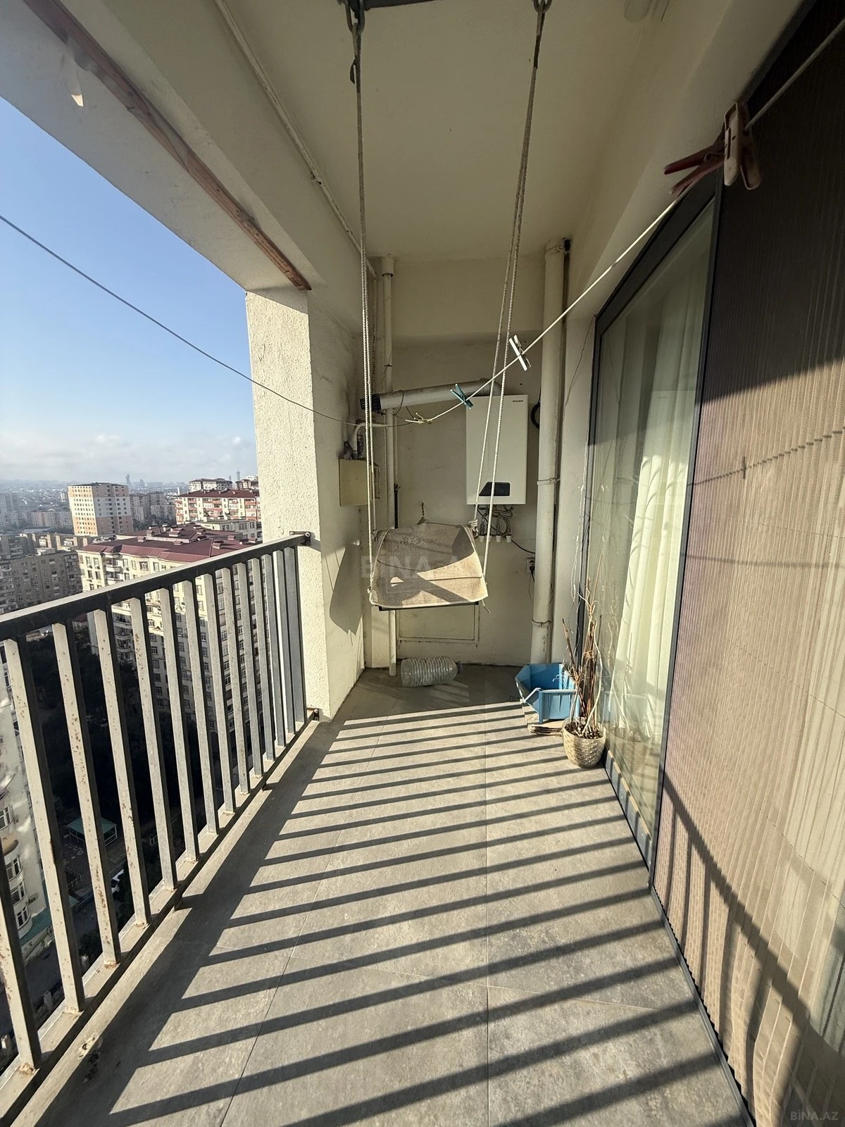 Satılır 3 otaqlı mənzil 150 m²