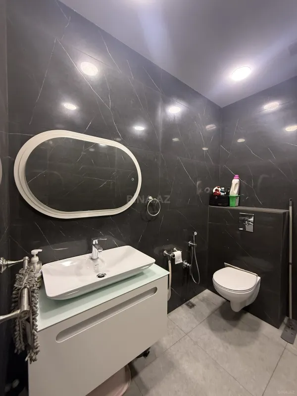 Satılır 3 otaqlı mənzil 150 m²