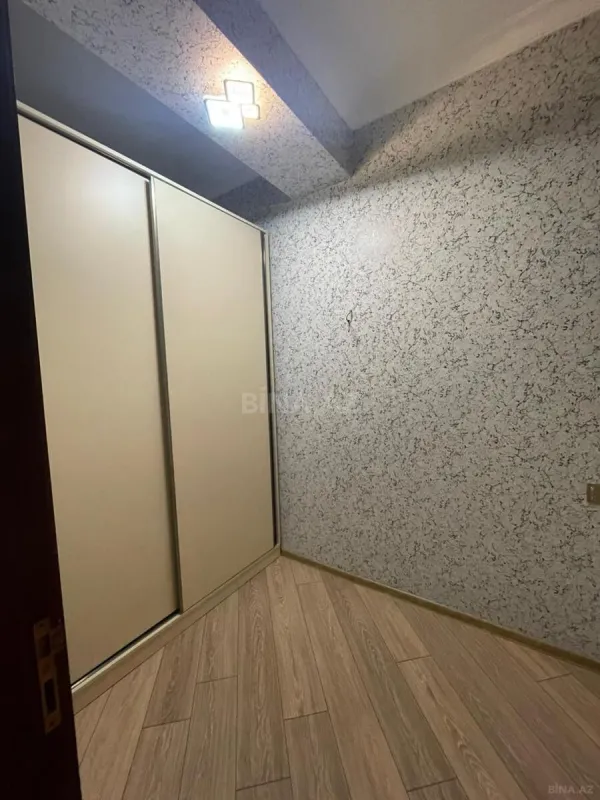 Kirayə verilir 2 otaqlı mənzil 88 m²