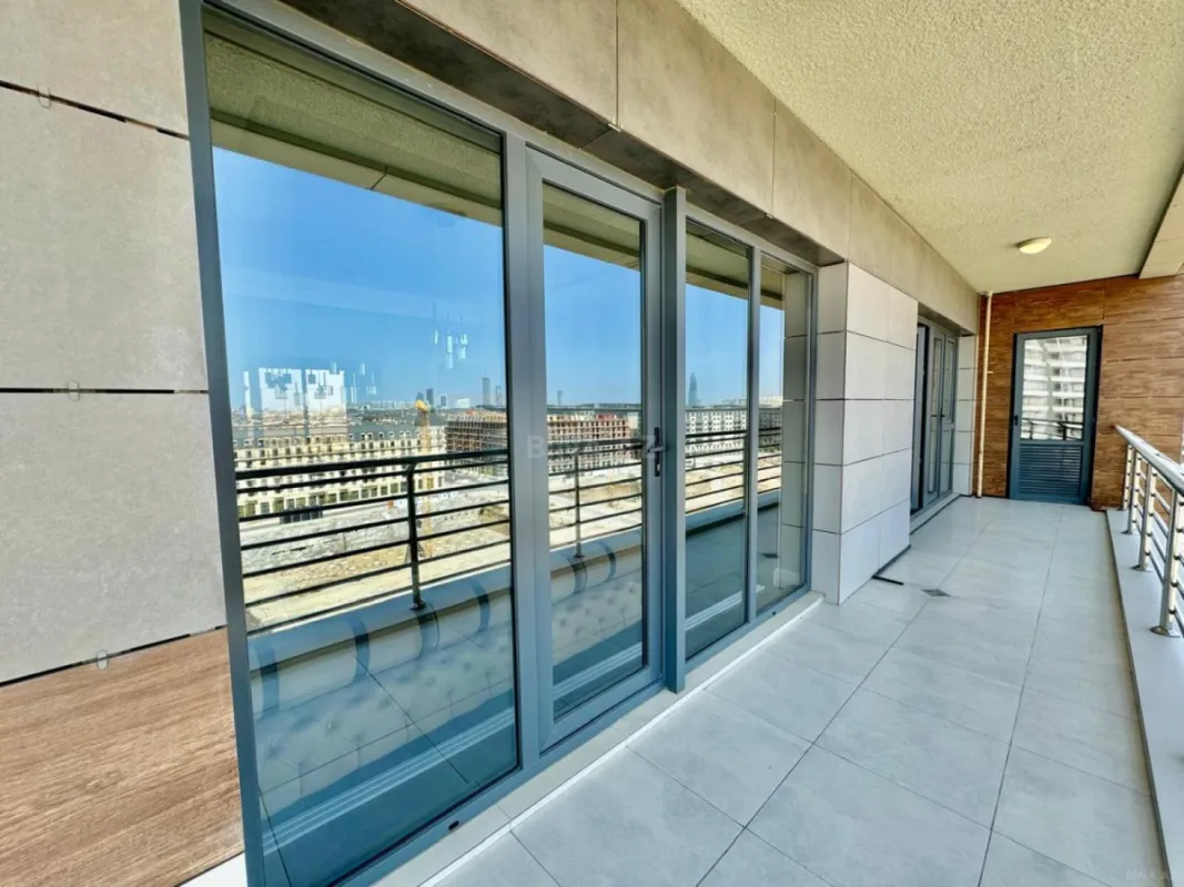 Satılır 3 otaqlı mənzil 120 m²