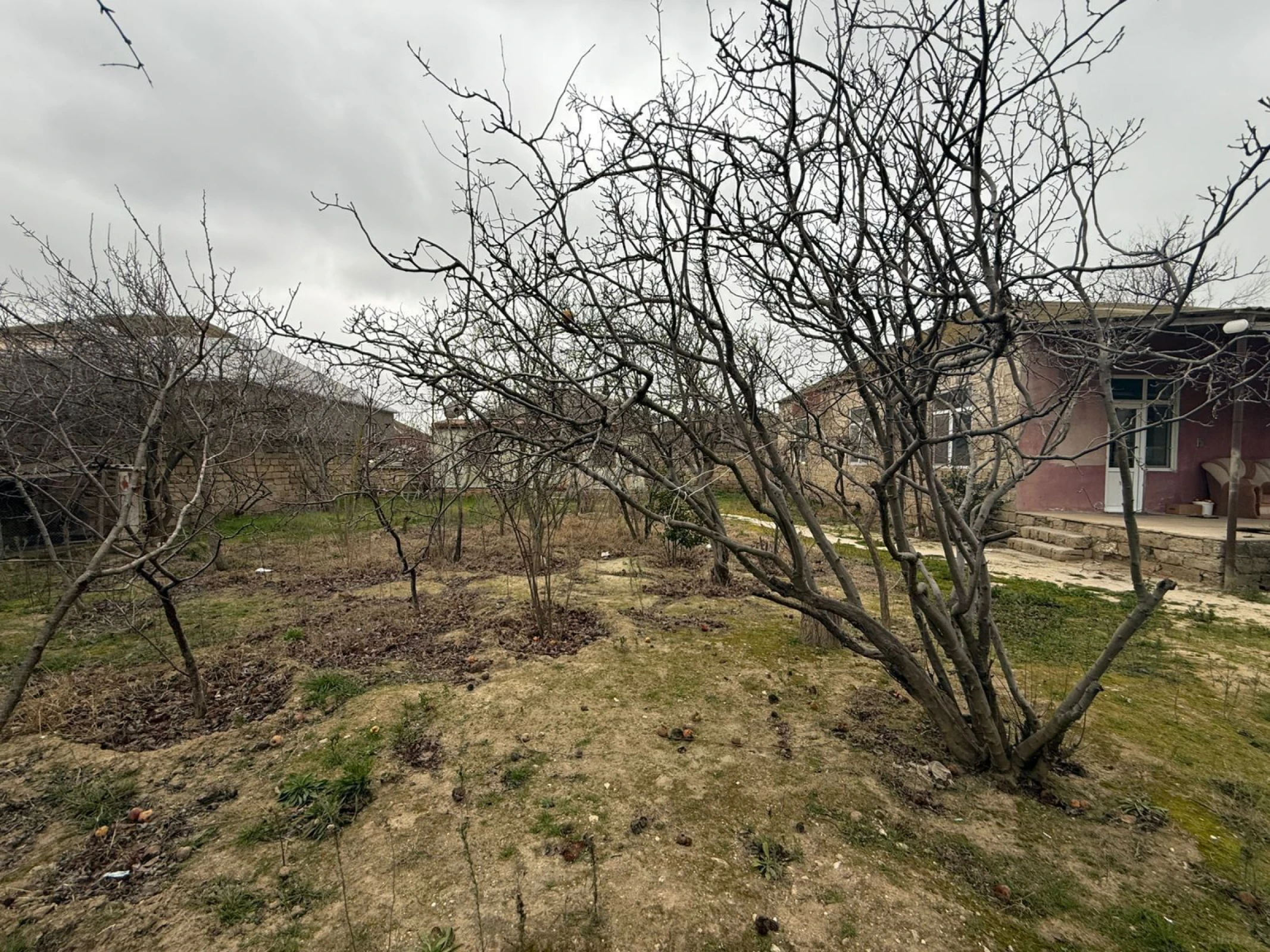 Satılır torpaq sahəsi 10 m²