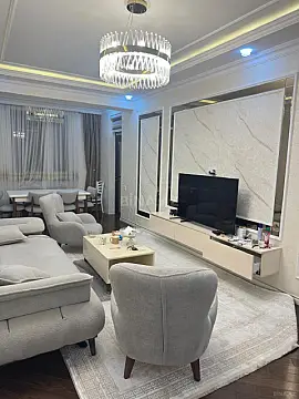 Kirayə verilir 2 otaqlı mənzil 101 m²