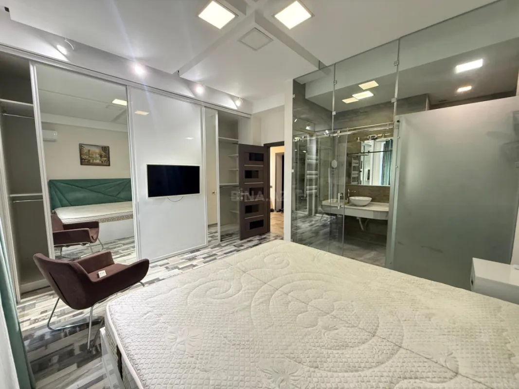 Kirayə verilir 3 otaqlı mənzil 110 m²