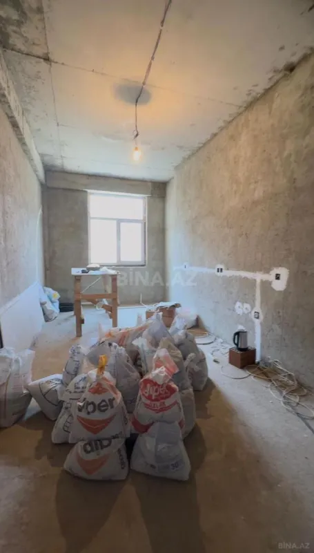 Satılır 2 otaqlı mənzil 47 m²