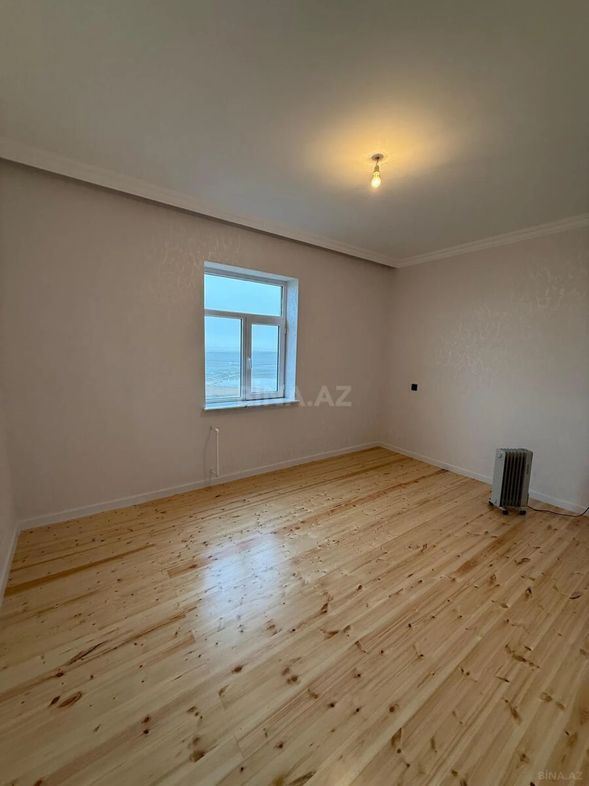 Satılır 4 otaqlı həyət evi 100 m²