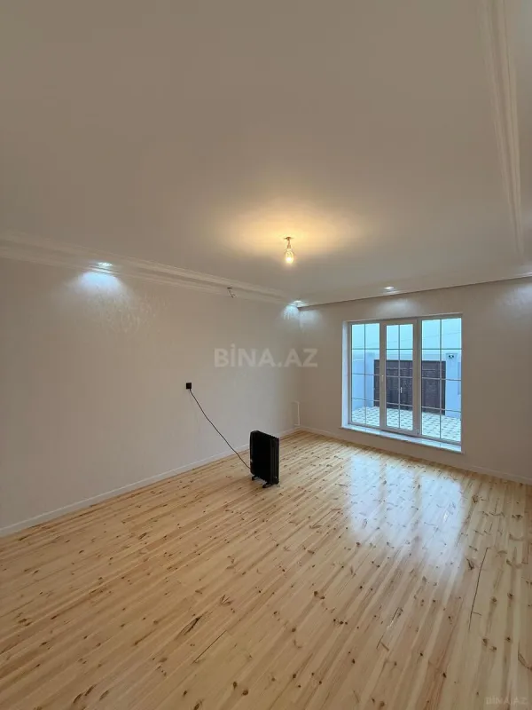 Satılır 4 otaqlı həyət evi 100 m²