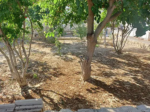 Satılır 8 otaqlı həyət evi 540 m²